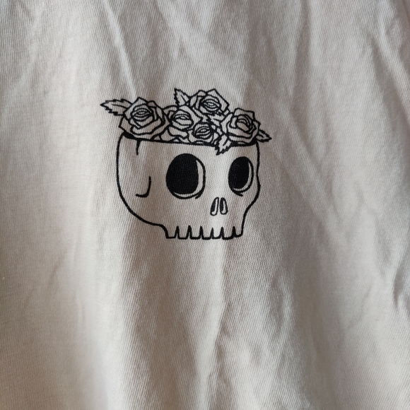 Beige Unisex T-shirt with Skull Motif - Picture 5 of 6
